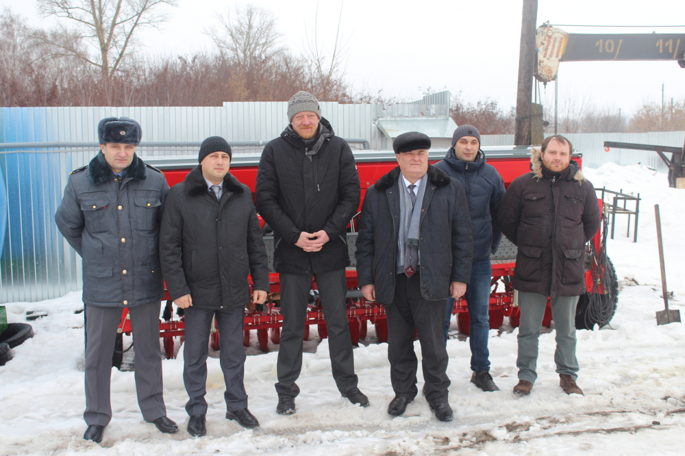 Специалисты Центрально - Черноземной МИС посетили дилеров сельскохозяйственной техники Курской области
